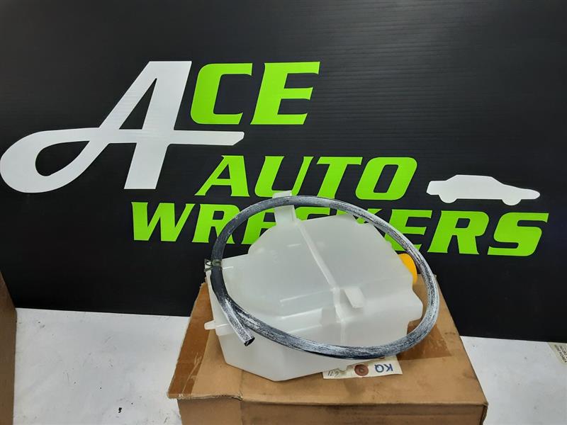 DATSUN MAXIMA 1995-1999 Coolant Reservoir