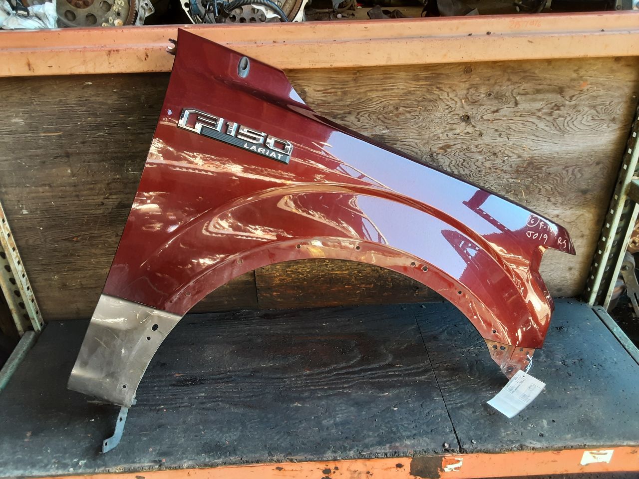 FORD F150 PICKUP 2015-2017 Front w/wheel lip moulding, w/o automatic park R. Fender