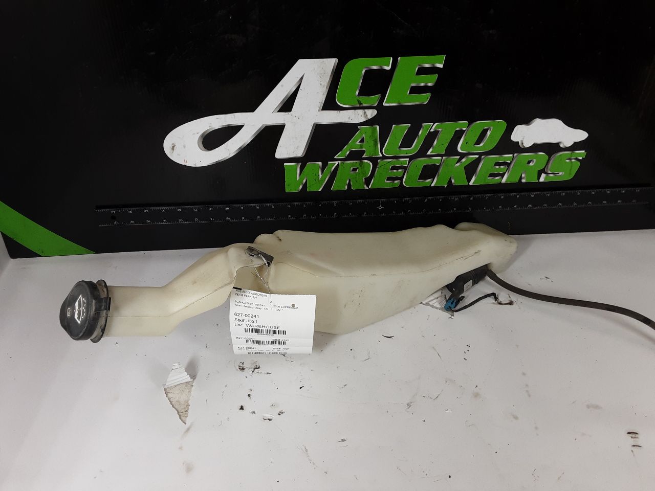 CHEVROLET EXPRESS 3500 VAN 2003-2019 Wash Reservoir Assembly - Ace Auto ...